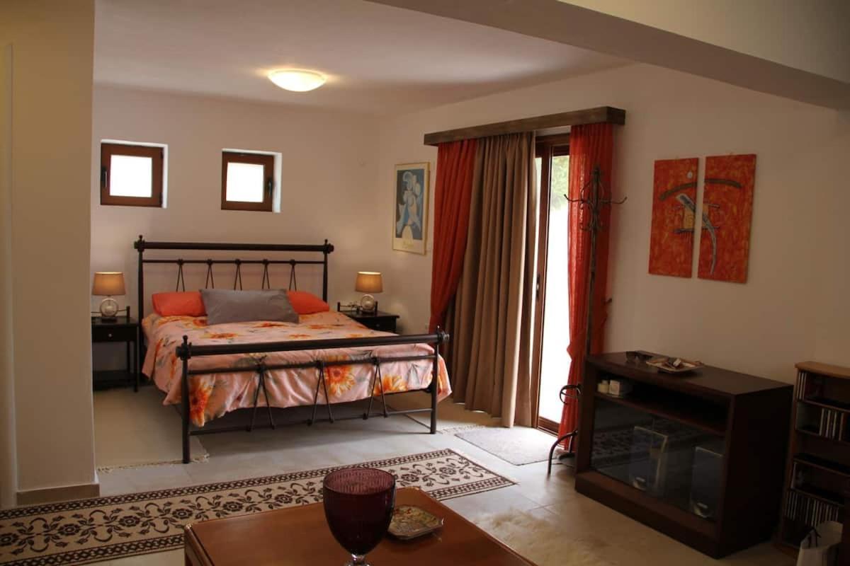 Αριων Village & Suites Нафплион Экстерьер фото