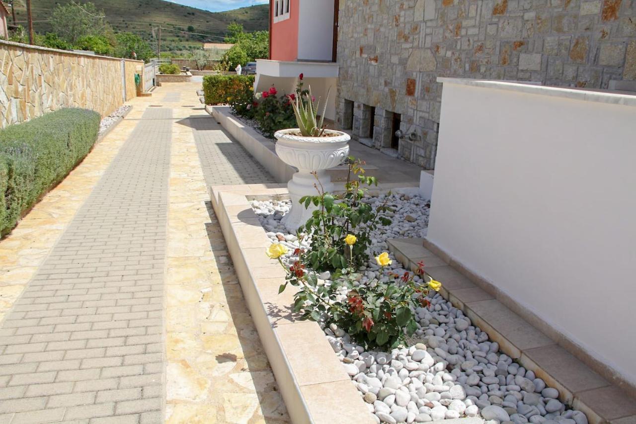 Αριων Village & Suites Нафплион Экстерьер фото
