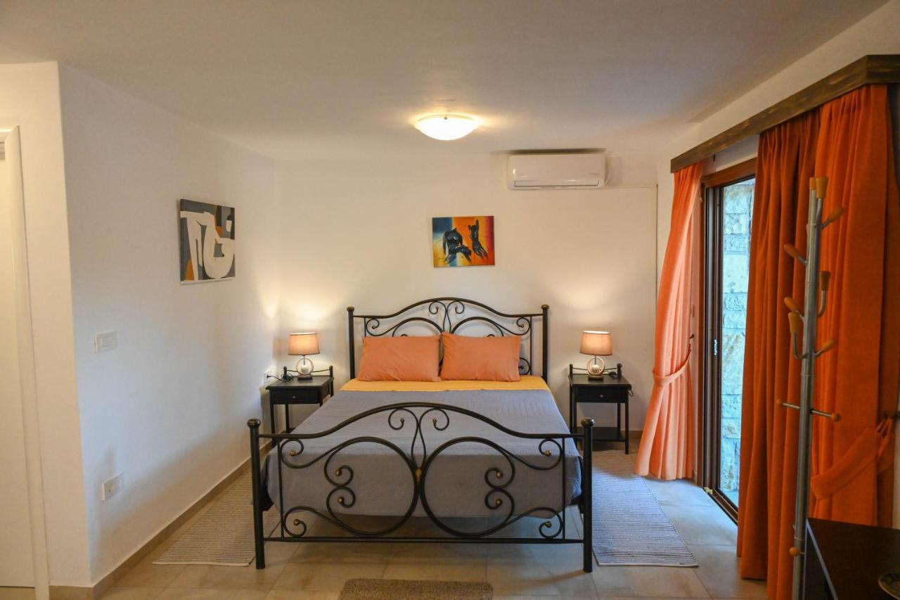 Αριων Village & Suites Нафплион Экстерьер фото